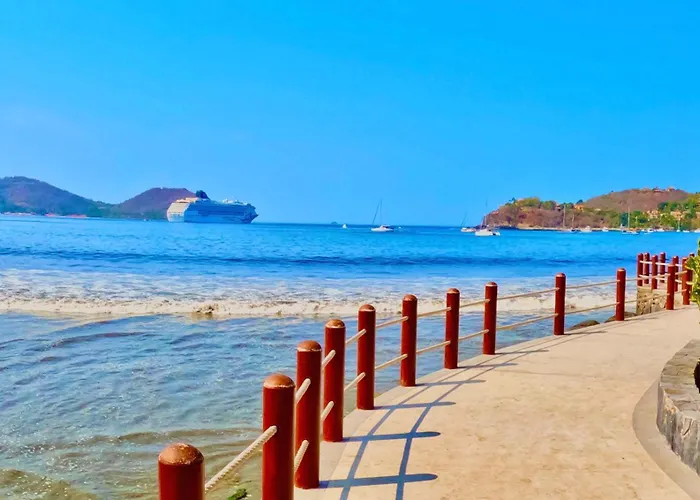 Sunset On Playa La Madera: 360 Degree Views! Zihuatanejo